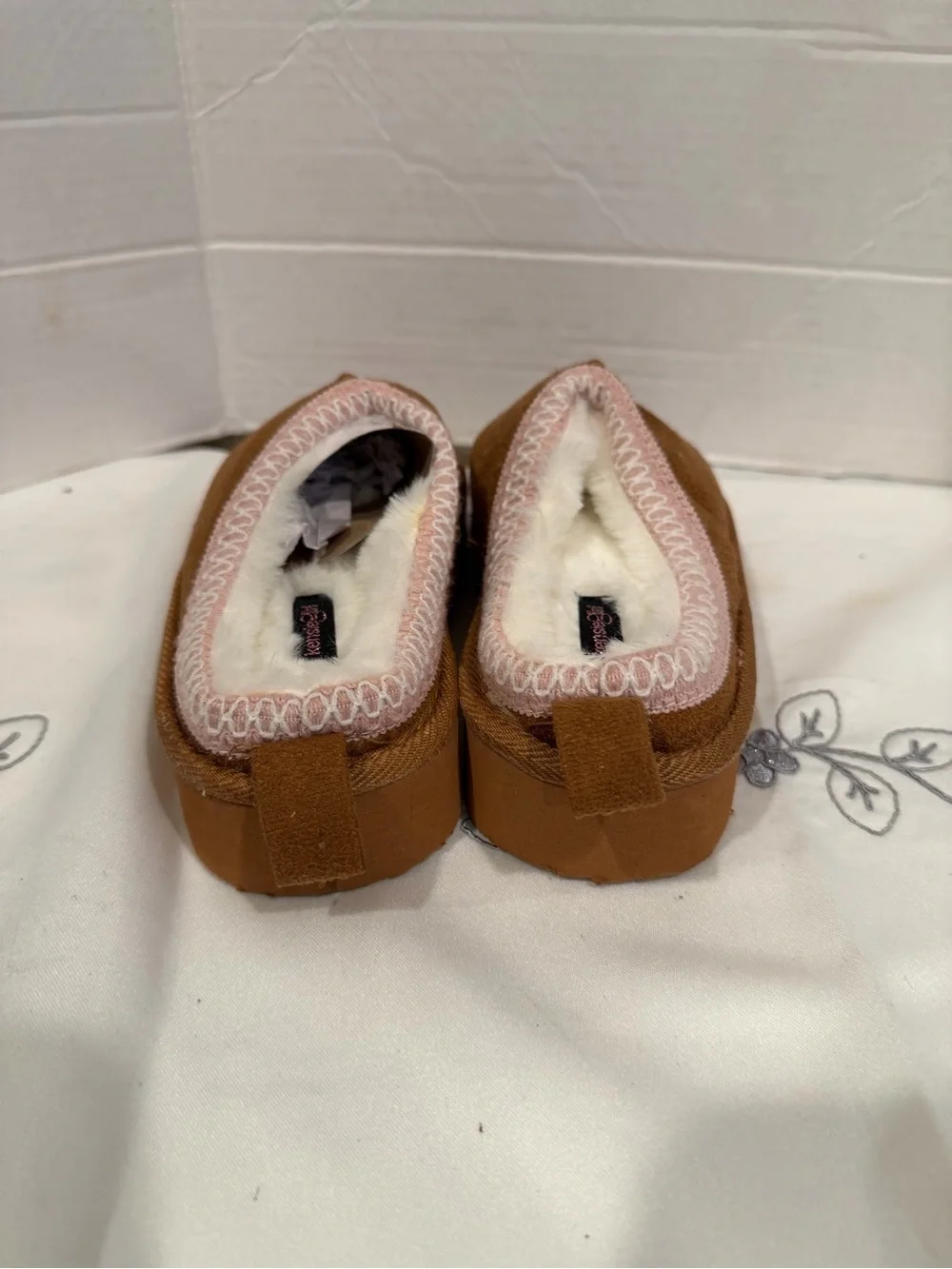 Kensie Girl Brown Slip-On Faux-Suede Slippers with Pink Trim